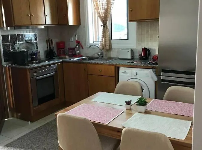 דירה 1 Bed - Sleeps 2 - Private Balcony - Free Parking *