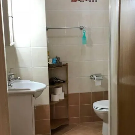 1 Bed - Sleeps 2 - Private Balcony - Free Parking * 마소우리